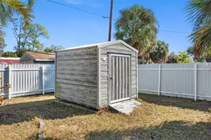 2506 Lakeshore Cir, Port Charlotte, FL 33952 - Photo 44