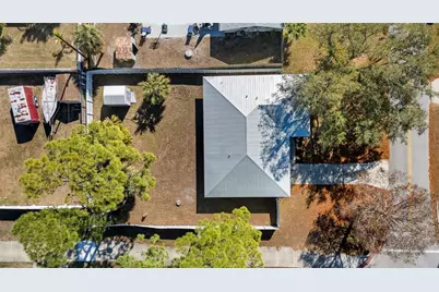 2506 Lakeshore Circle, Port Charlotte, FL 33952 - Photo 4