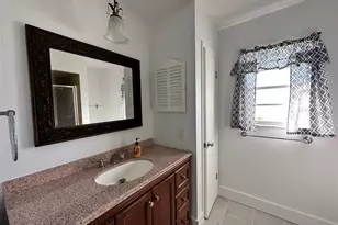 749 Hartford Dr NW, Port Charlotte, FL 33952 - Photo 10