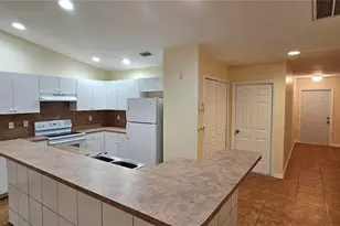 3619 SW Santa Barbara Pl, Cape Coral, FL 33914 - Photo 2