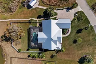 28991 Smugglers Ln, Punta Gorda, FL 33982 - Photo 52