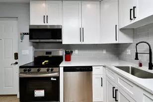 2090 Matecumbe Key Rd, Punta Gorda, FL 33955 - Photo 6