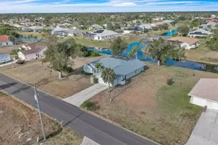 272 Broadmoor Ln, Rotonda West, FL 33947 - Photo 70