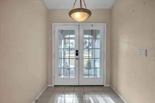 272 Broadmoor Ln, Rotonda West, FL 33947 - Photo 10