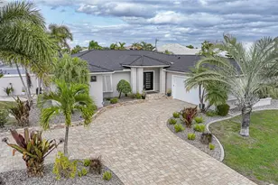 1740 Aqui Esta Dr, Punta Gorda, FL 33950 - Photo 2