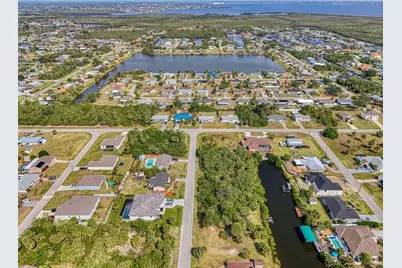 18706 Fort Smith Circle, Port Charlotte, FL 33948 - Photo 20