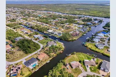 18706 Fort Smith Circle, Port Charlotte, FL 33948 - Photo 22