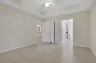 9025 Colby Dr, Fort Myers, FL 33919 - Photo 16