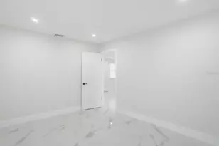 390 Hazel Cir, Punta Gorda, FL 33982 - Photo 22