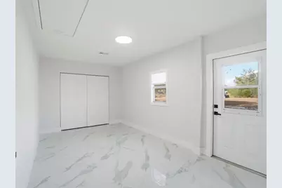 390 Hazel Circle, Punta Gorda, FL 33982 - Photo 16