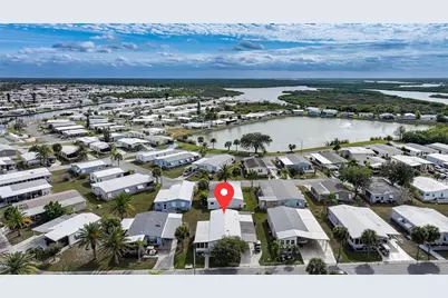 723 Riverview Circle, North Port, FL 34287 - Photo 2