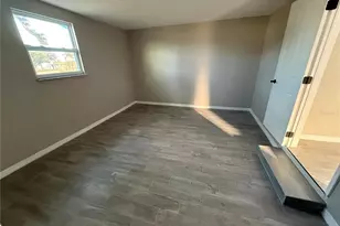 105 Sylvania Ave, Englewood, FL 34223 - Photo 8