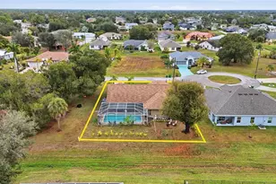 195 Uruguay Dr, Punta Gorda, FL 33983 - Photo 4