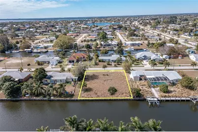 109 Baldwin Court SE, Port Charlotte, FL 33952 - Photo 10