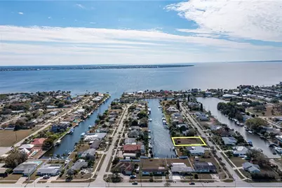 109 Baldwin Court SE, Port Charlotte, FL 33952 - Photo 8