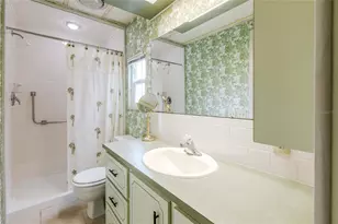 2100 Kings Hwy, Punta Gorda, FL 33980 - Photo 12