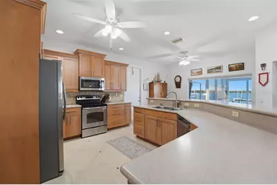 3260 Peace River Drive, Punta Gorda, FL 33983 - Photo 10