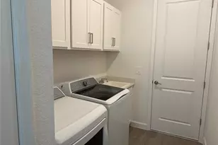 7796 Lakes Edge Ln, Port Charlotte, FL 33981 - Photo 16