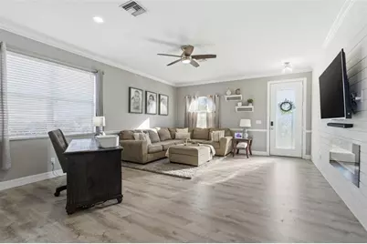 13048 SW Pembroke Circle S, Lake Suzy, FL 34269 - Photo 8