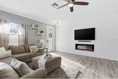 13048 SW Pembroke Circle S, Lake Suzy, FL 34269 - Photo 6