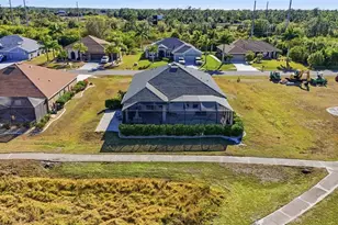 13048 SW Pembroke Cir S, Lake Suzy, FL 34269 - Photo 46