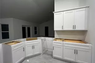 498 Santiguay St, Punta Gorda, FL 33983 - Photo 6