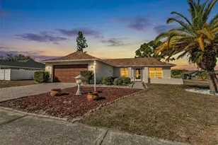 4318 Eastwood Dr, Sarasota, FL 34232 - Photo 2