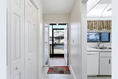 2000 Forrest Nelson Boulevard #C9, Port Charlotte, FL 33952 - Photo 12