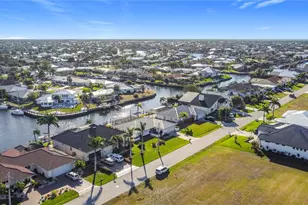 68 Colony Point Dr, Punta Gorda, FL 33950 - Photo 4