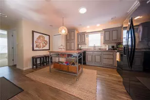 701 Aqui Esta Dr, Punta Gorda, FL 33950 - Photo 4