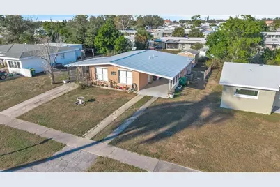 370 Duxbury Avenue, Port Charlotte, FL 33952 - Photo 32