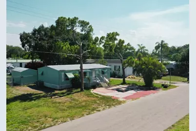 1281 Richmond Avenue, Clewiston, FL 33440 - Photo 1