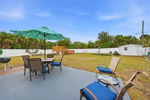 18970 McGrath Cir, Port Charlotte, FL 33948 - Photo 24