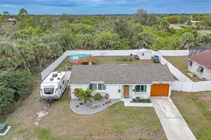 18970 McGrath Cir, Port Charlotte, FL 33948 - Photo 2
