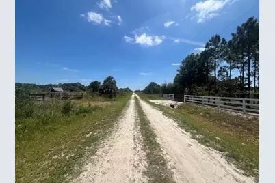 19788 284th Street NW, Okeechobee, FL 34972 - Photo 8