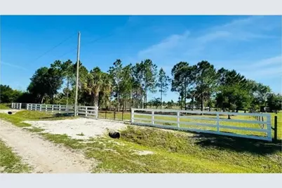 19788 NW 284th Street, Okeechobee, FL 34972 - Photo 8