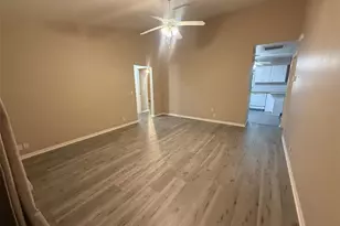 2868 N Salford Blvd, North Port, FL 34286 - Photo 8