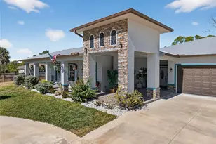 2503 Digby Ct, Port Charlotte, FL 33953 - Photo 2