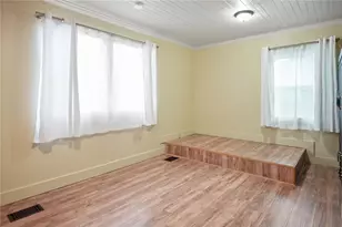 1013 Magnolia Dr, Clearwater, FL 33756 - Photo 18