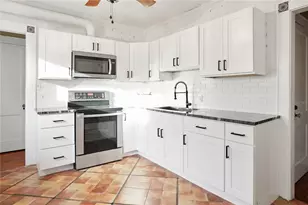 1013 Magnolia Dr, Clearwater, FL 33756 - Photo 4