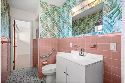 801 Pinellas Point Drive S, Saint Petersburg, FL 33705 - Photo 6