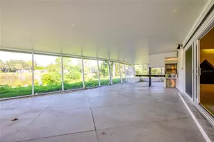 801 Pinellas Point Dr S, Saint Petersburg, FL 33705 - Photo 22