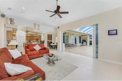 12109 SW Kingsway Circle, Lake Suzy, FL 34269 - Photo 18