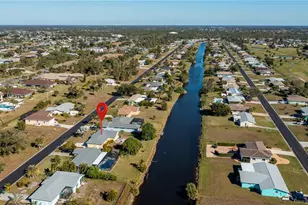 242 Annapolis Ln, Rotonda West, FL 33947 - Photo 2