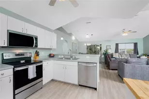 2843 Abbotsford St, North Port, FL 34287 - Photo 8