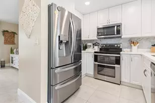 3240 Beacon Dr, Punta Gorda, FL 33980 - Photo 10