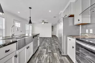 3162 Mercury Ln, North Fort Myers, FL 33903 - Photo 12