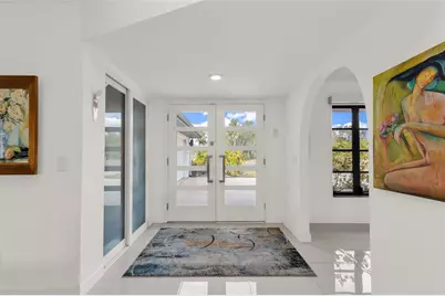 11903 SW Kingsway Circle, Lake Suzy, FL 34269 - Photo 4