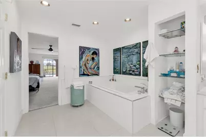 11903 SW Kingsway Circle, Lake Suzy, FL 34269 - Photo 32