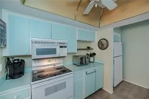 22375 Edgewater Dr, Punta Gorda, FL 33980 - Photo 4